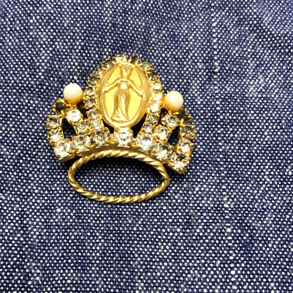 Vintage Crown Brooch Pin Rhinestone Pearl Gold Tone Queen Fashion Jewerly
